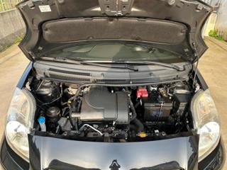 TOYOTA Yaris usata 36