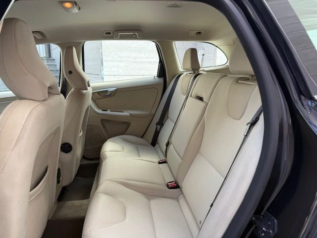 VOLVO XC60 usata, con Cerchi in lega