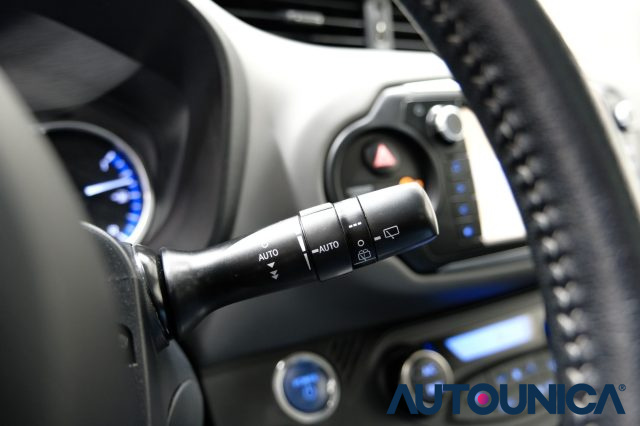 TOYOTA Yaris usata, con Specchietti laterali elettrici