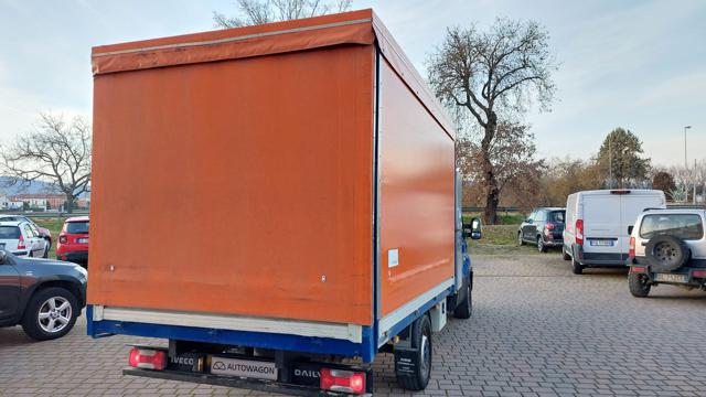 IVECO Daily usata, con USB