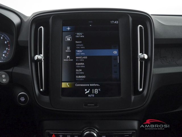 VOLVO XC40 usata 13