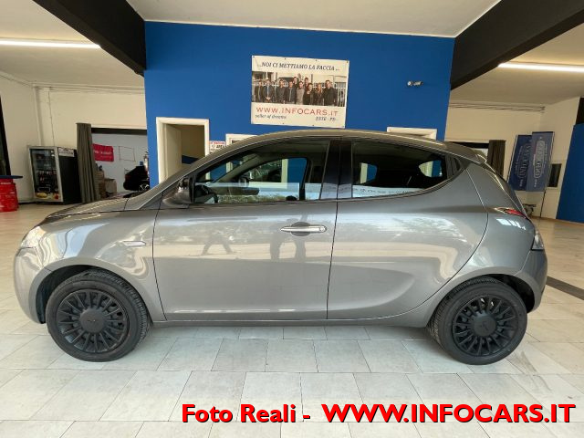 LANCIA Ypsilon usata, con Servosterzo