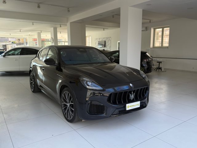 MASERATI Grecale usata, con Alzacristalli elettrici