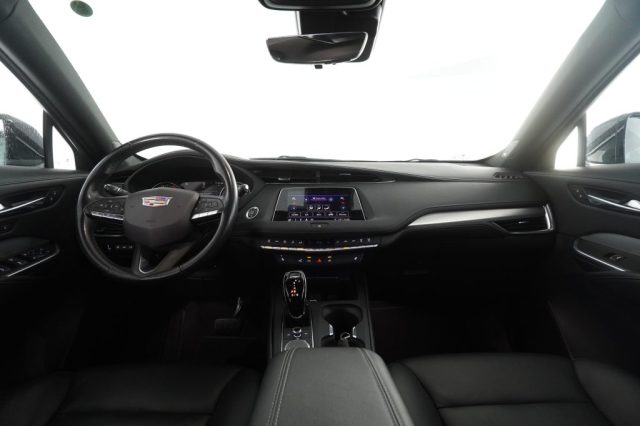 CADILLAC XT4 usata 10