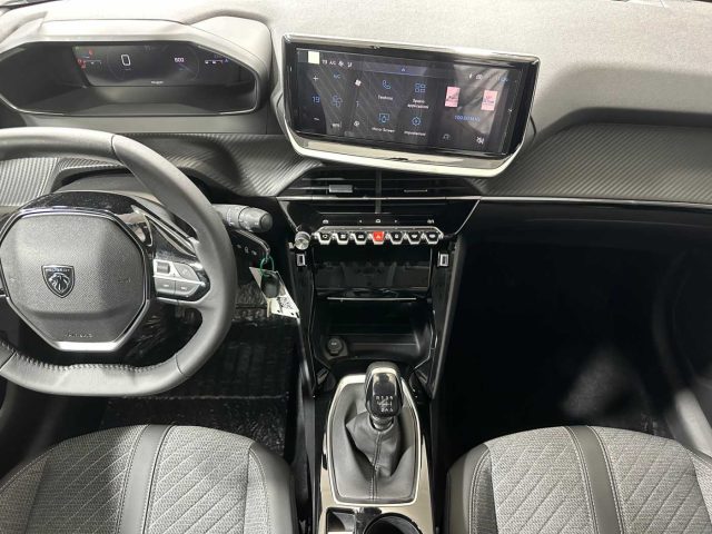 PEUGEOT 208 usata, con Sedile posteriore sdoppiato