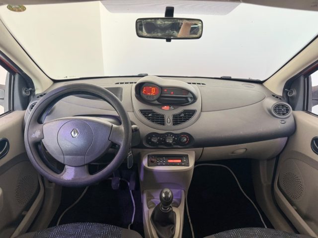RENAULT Twingo usata 10