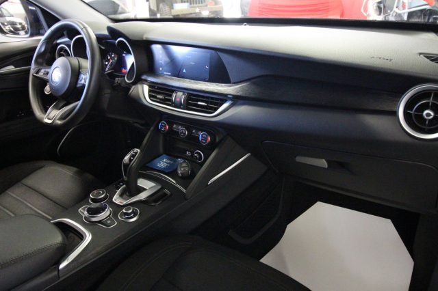 ALFA ROMEO Stelvio usata, con Climatizzatore
