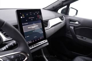 RENAULT Captur usata, con Telecamera per parcheggio assistito