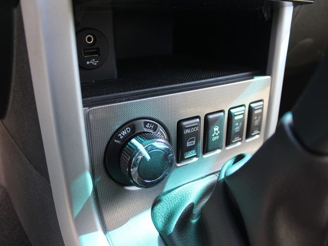 NISSAN Navara usata, con Volante in pelle