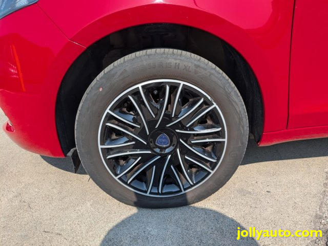 LANCIA Ypsilon usata, con Controllo trazione