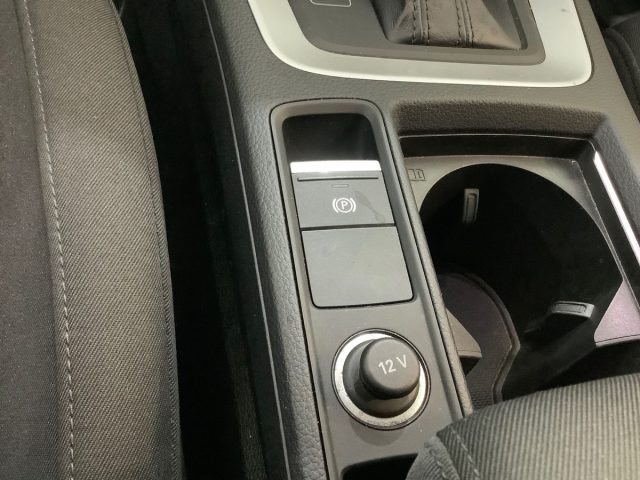 AUDI Q3 usata, con Sensori di parcheggio posteriori