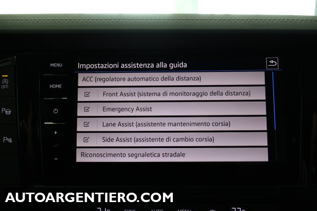 VOLKSWAGEN Touareg usata, con Park Distance Control