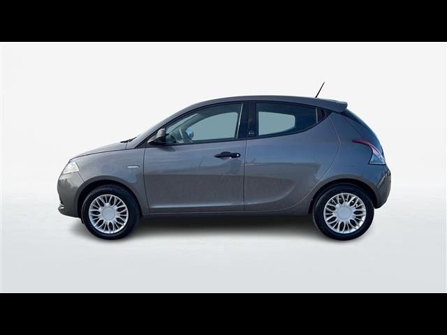 LANCIA Ypsilon usata 10