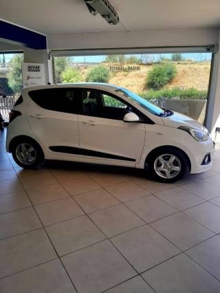 HYUNDAI i10 usata, con Airbag Passeggero