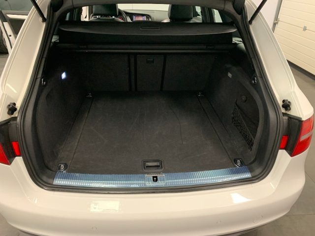 AUDI A4 usata, con Fendinebbia