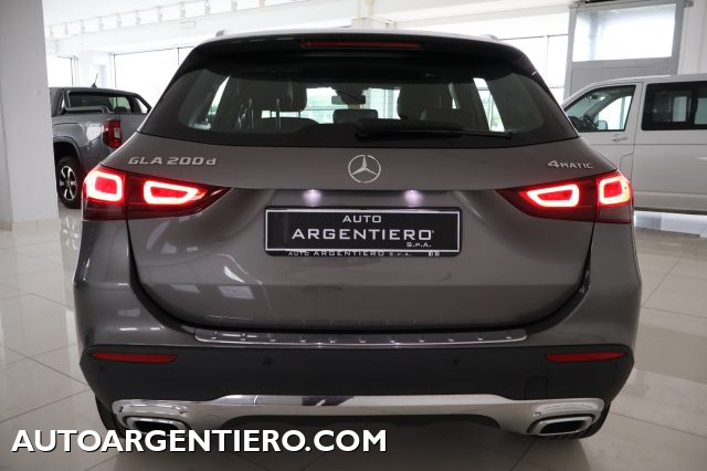 MERCEDES-BENZ GLA 200 usata, con Airbag Passeggero