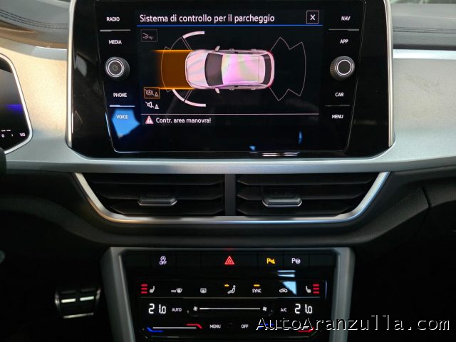 VOLKSWAGEN T-Roc usata, con Autoradio digitale