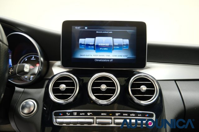 MERCEDES-BENZ C 220 usata, con Chiusura centralizzata