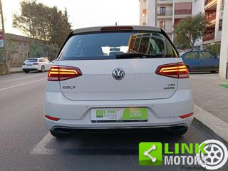VOLKSWAGEN Golf usata, con Airbag testa