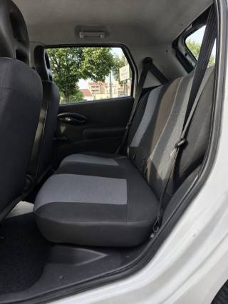 FIAT Punto usata, con Volante in pelle