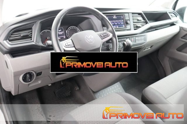 VOLKSWAGEN Caravelle usata, con Bracciolo