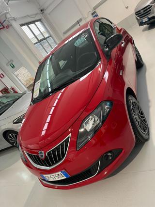 LANCIA Ypsilon usata, con Servosterzo