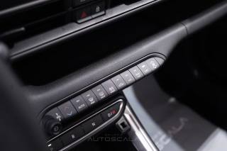 JEEP Avenger usata, con Volante in pelle