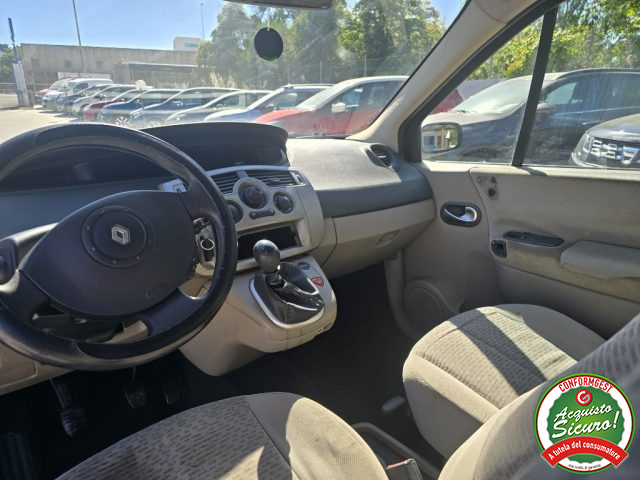 RENAULT Scenic usata 5