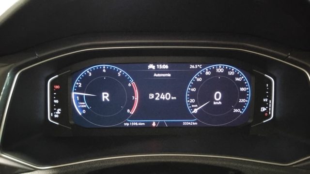 VOLKSWAGEN T-Roc usata 29