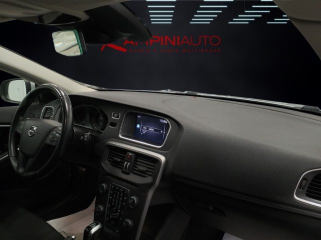 VOLVO V40 usata 19