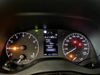 TOYOTA Yaris usata, con Autoradio digitale