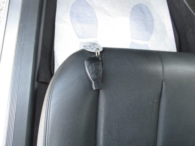 MERCEDES-BENZ CLK 200 usata 37