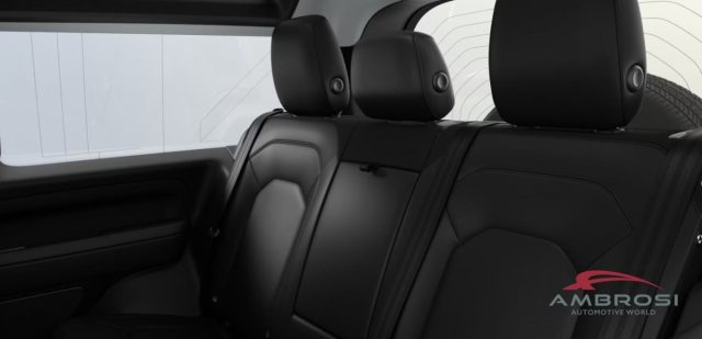 LAND ROVER Defender usata 6