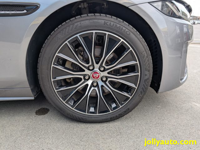 JAGUAR XE usata, con Chiusura centralizzata