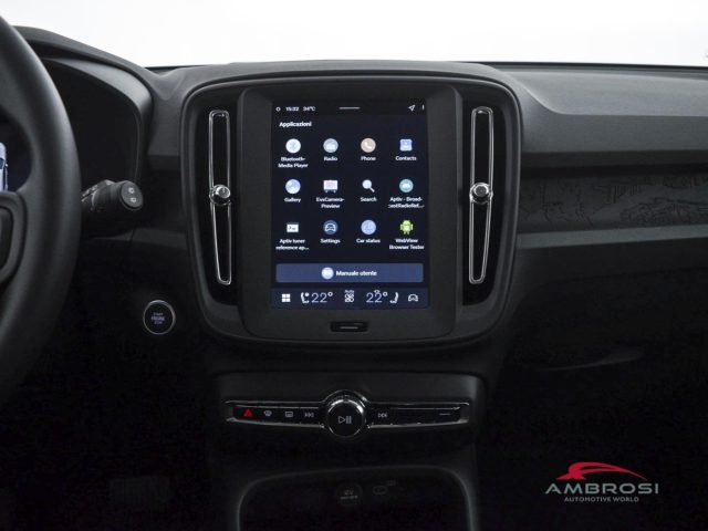 VOLVO XC40 usata 13