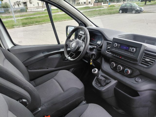 RENAULT Trafic usata, con Cruise Control