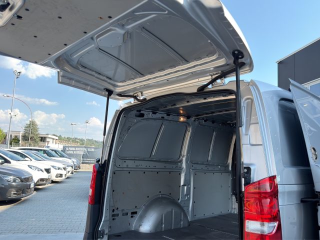 MERCEDES-BENZ Vito usata 15