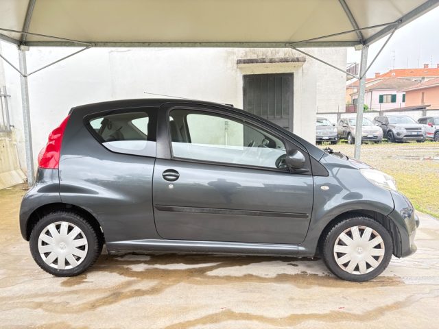 PEUGEOT 107 usata, con Boardcomputer