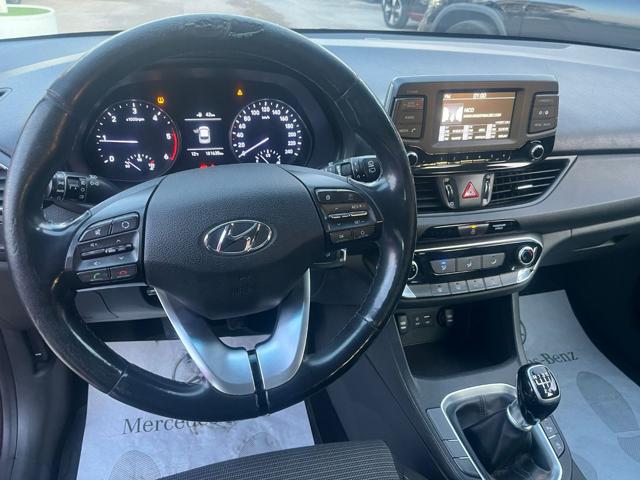 HYUNDAI i30 usata, con Autoradio