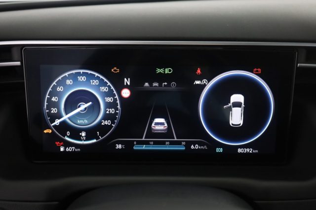 HYUNDAI Tucson usata 12