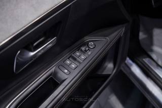 PEUGEOT 5008 usata, con Controllo automatico clima