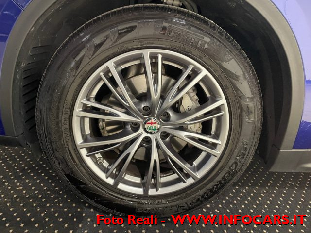 ALFA ROMEO Stelvio usata, con Autoradio digitale