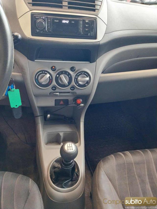 NISSAN Pixo usata 16