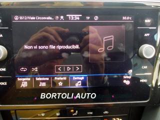 VOLKSWAGEN Passat Variant usata, con USB