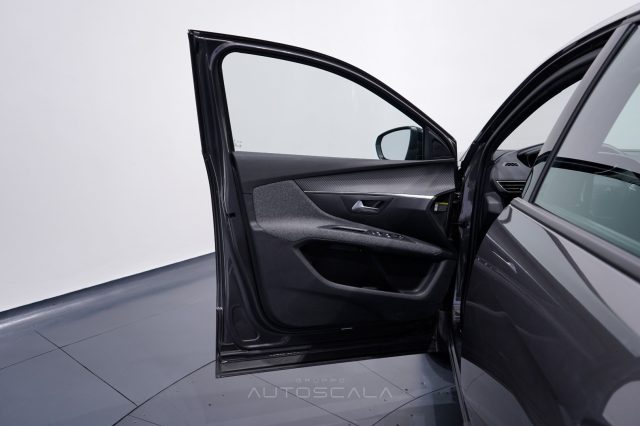 PEUGEOT 5008 usata, con Climatizzatore