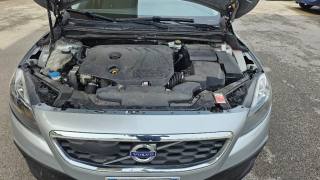 VOLVO V40 Cross Country usata, con Servosterzo