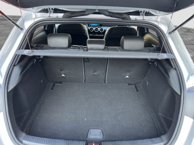 MERCEDES-BENZ A 180 usata 11