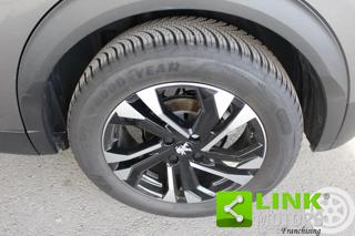 PEUGEOT 2008 usata, con USB