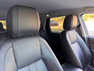 LAND ROVER Discovery Sport usata, con USB