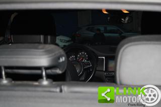 PORSCHE Macan usata, con Bracciolo